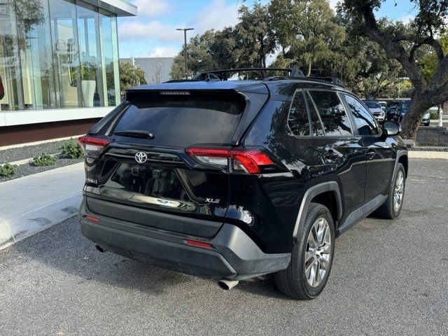 2020 Toyota RAV4 XLE Premium