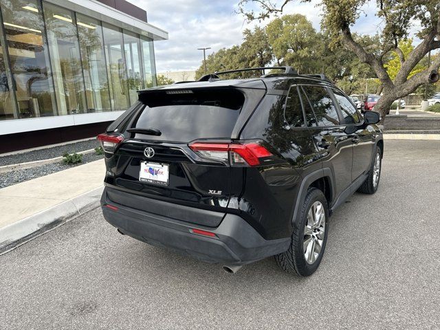 2020 Toyota RAV4 XLE Premium