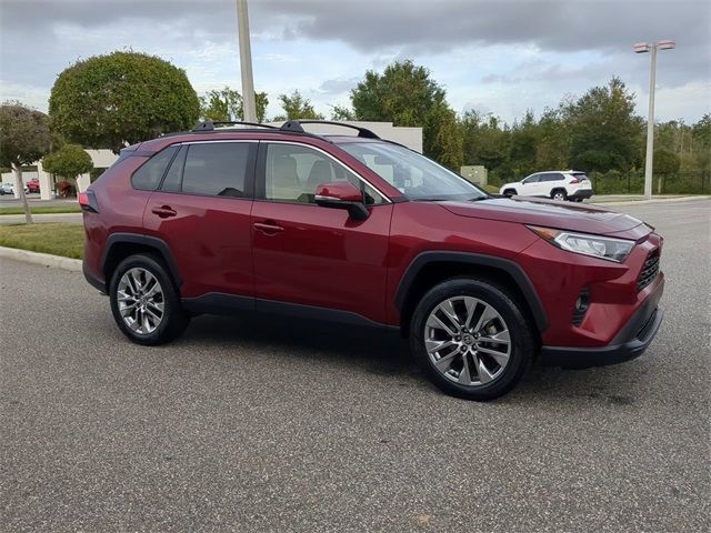 2020 Toyota RAV4 XLE Premium