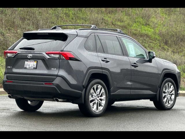 2020 Toyota RAV4 XLE Premium