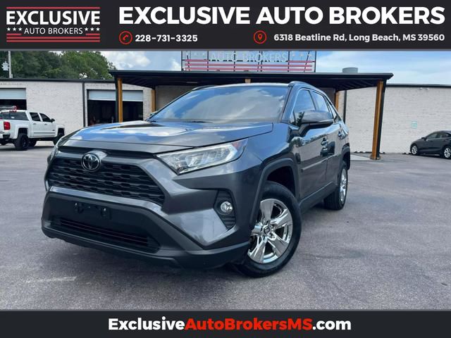 2020 Toyota RAV4 XLE