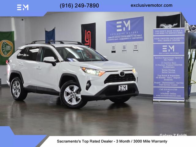 2020 Toyota RAV4 XLE