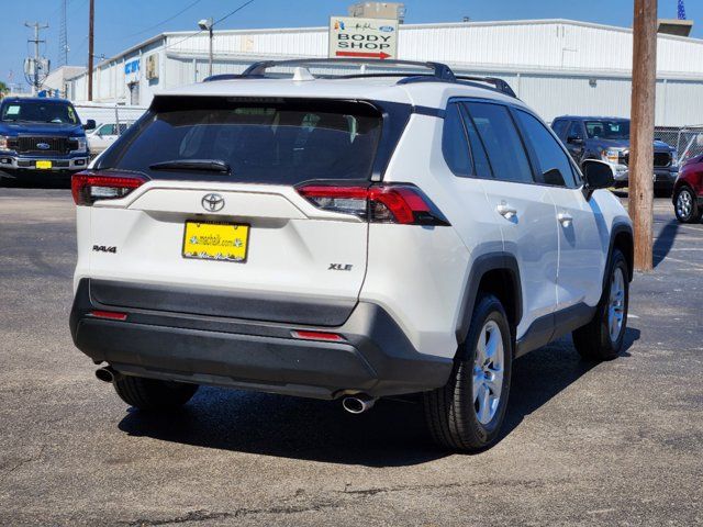 2020 Toyota RAV4 XLE