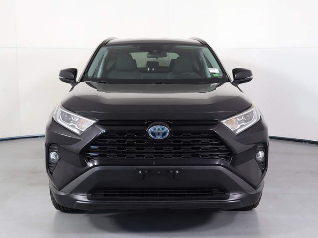 2020 Toyota RAV4 Hybrid XLE