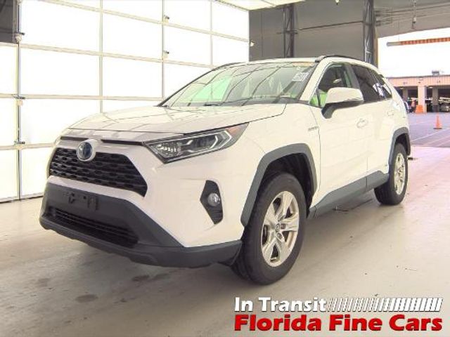 2020 Toyota RAV4 Hybrid XLE