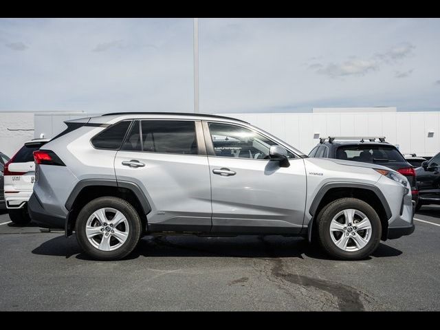 2020 Toyota RAV4 Hybrid LE