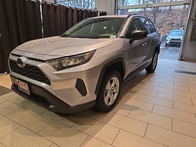 2020 Toyota RAV4 Hybrid LE