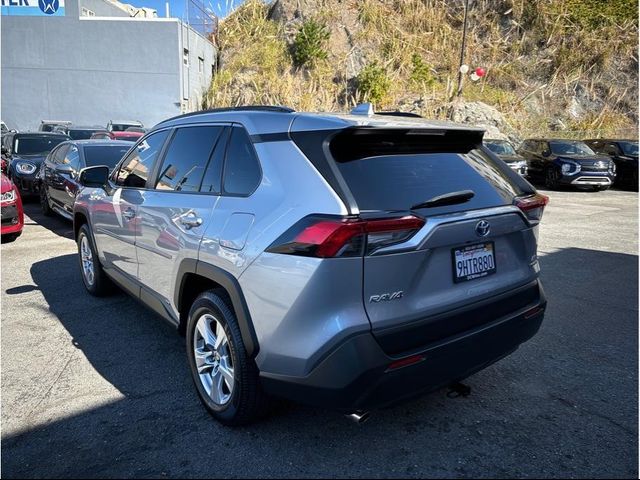 2020 Toyota RAV4 Hybrid LE