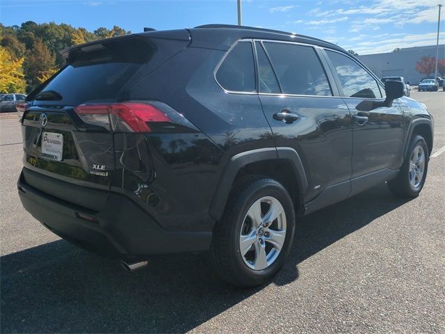 2020 Toyota RAV4 Hybrid XLE