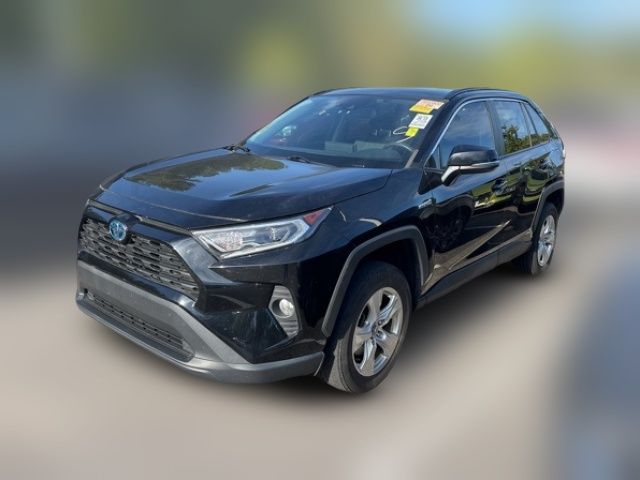 2020 Toyota RAV4 Hybrid XLE