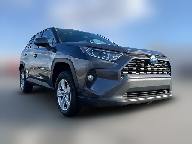 2020 Toyota RAV4 Hybrid XLE