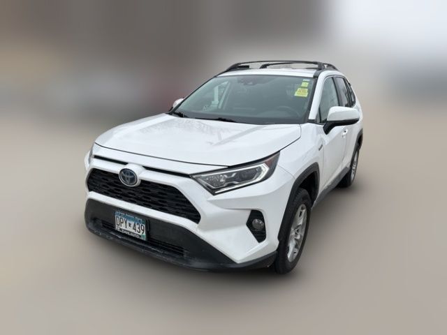 2020 Toyota RAV4 Hybrid XLE