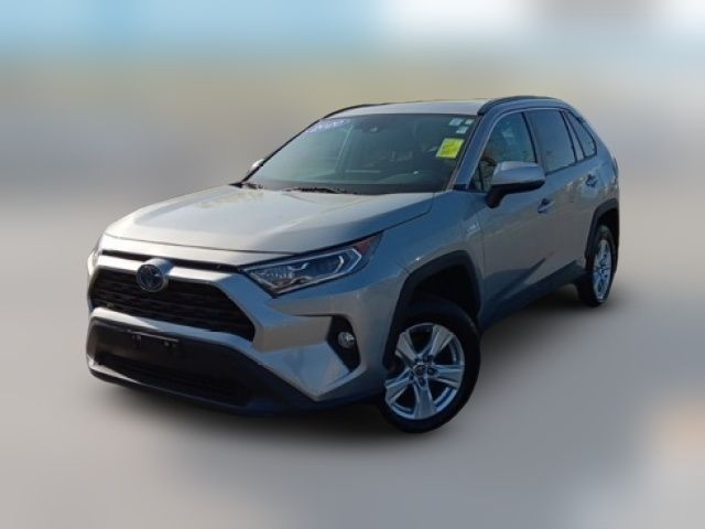 2020 Toyota RAV4 Hybrid XLE