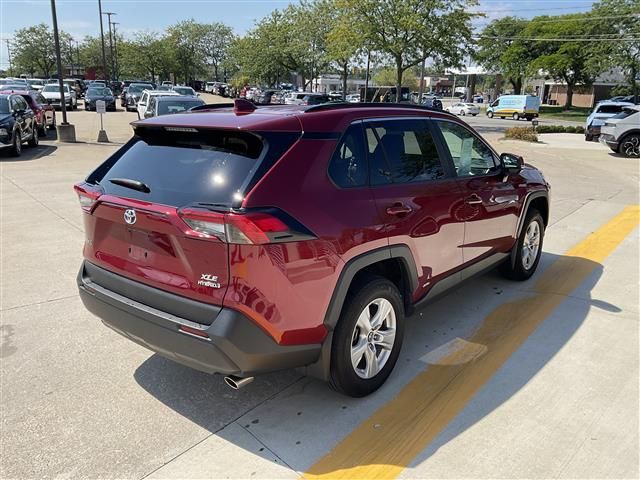 2020 Toyota RAV4 Hybrid XLE