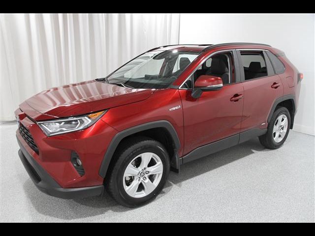 2020 Toyota RAV4 Hybrid XLE