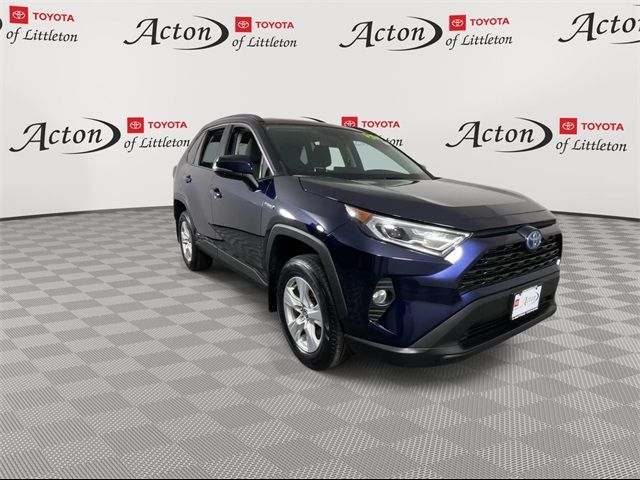 2020 Toyota RAV4 Hybrid XLE