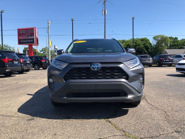 2020 Toyota RAV4 Hybrid XLE