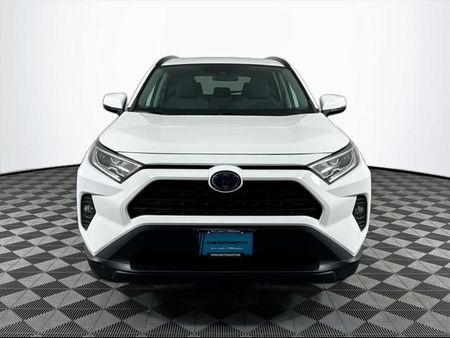 2020 Toyota RAV4 Hybrid XLE