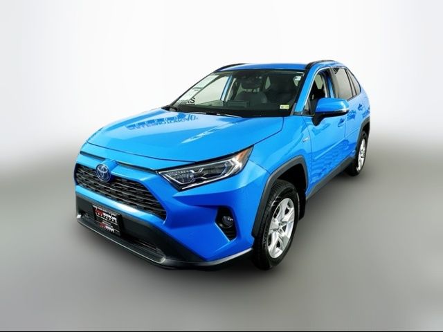 2020 Toyota RAV4 Hybrid XLE