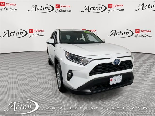 2020 Toyota RAV4 Hybrid XLE