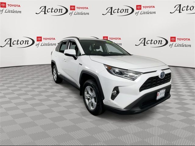 2020 Toyota RAV4 Hybrid XLE