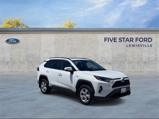 2020 Toyota RAV4 Hybrid XLE