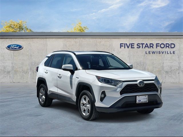 2020 Toyota RAV4 Hybrid XLE