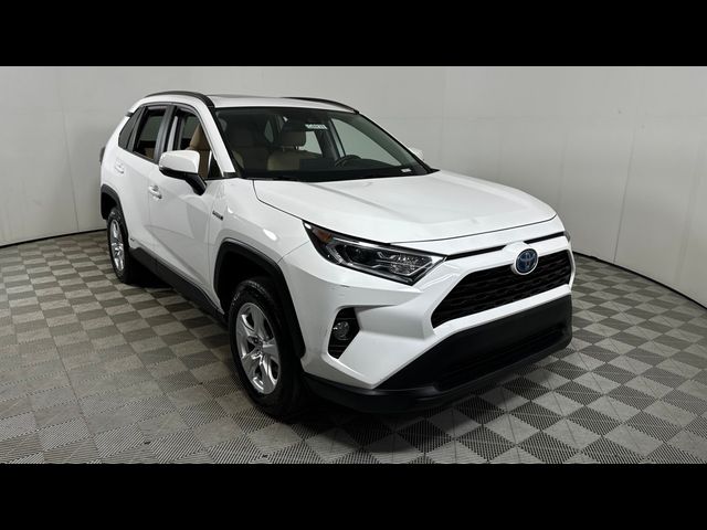 2020 Toyota RAV4 Hybrid XLE