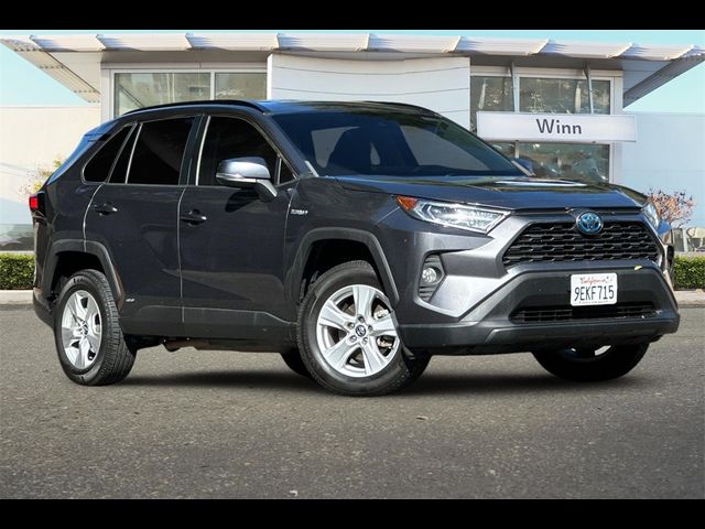 2020 Toyota RAV4 Hybrid XLE