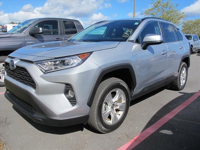 2020 Toyota RAV4 Hybrid XLE