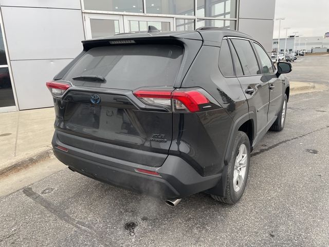 2020 Toyota RAV4 Hybrid XLE