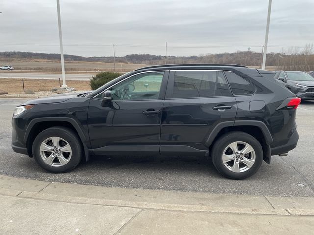 2020 Toyota RAV4 Hybrid XLE