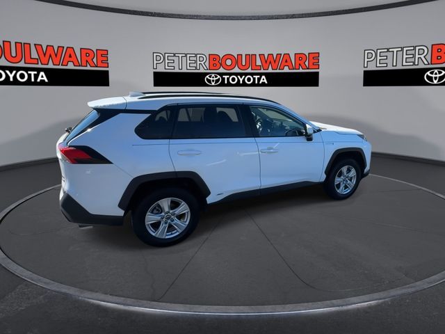 2020 Toyota RAV4 Hybrid XLE