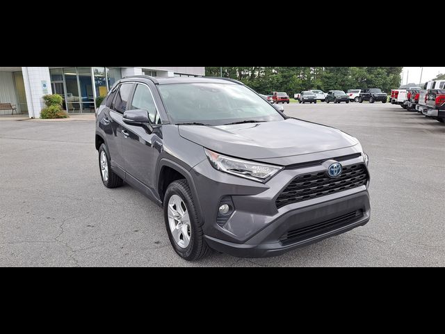 2020 Toyota RAV4 Hybrid XLE