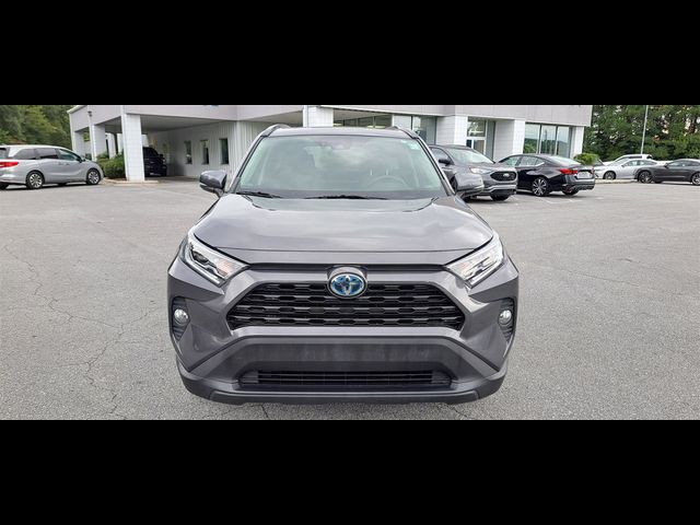 2020 Toyota RAV4 Hybrid XLE