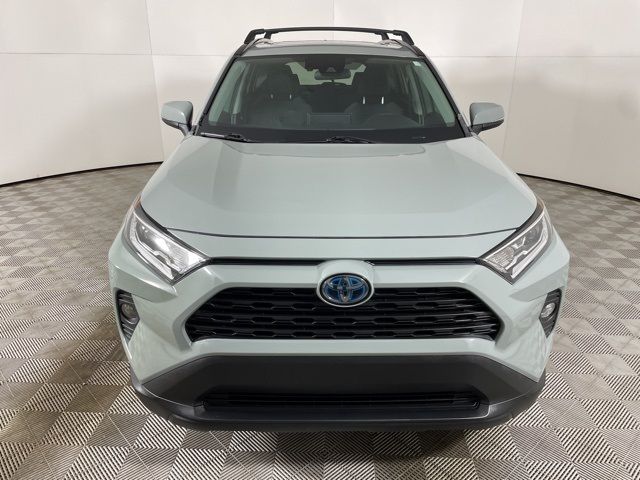 2020 Toyota RAV4 Hybrid XLE