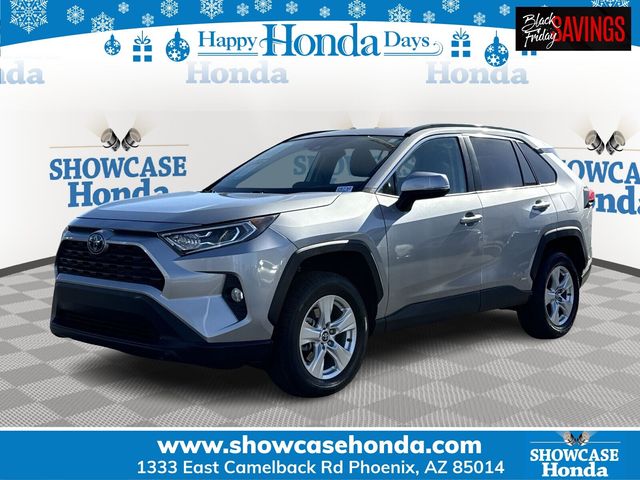 2020 Toyota RAV4 Hybrid XLE