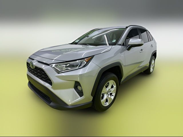 2020 Toyota RAV4 Hybrid XLE