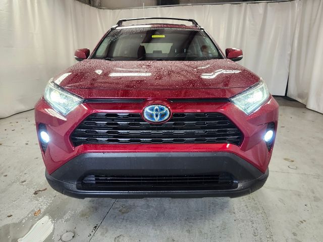 2020 Toyota RAV4 Hybrid XLE