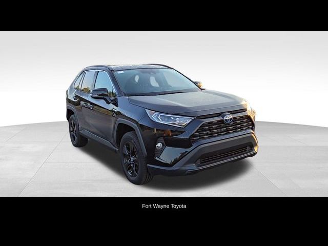 2020 Toyota RAV4 Hybrid XLE