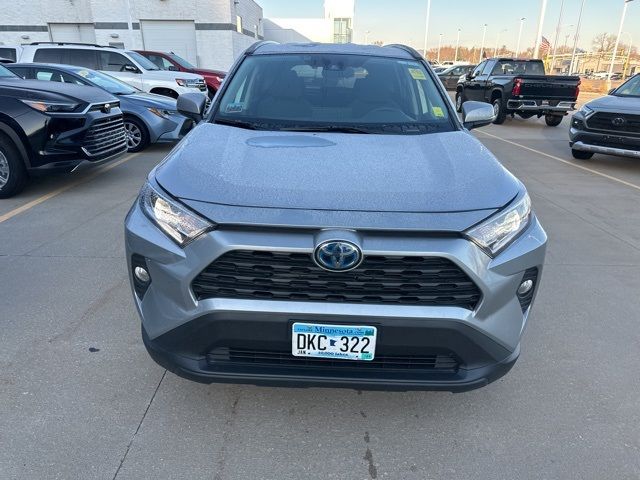 2020 Toyota RAV4 Hybrid XLE