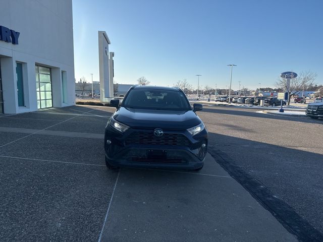 2020 Toyota RAV4 Hybrid XLE