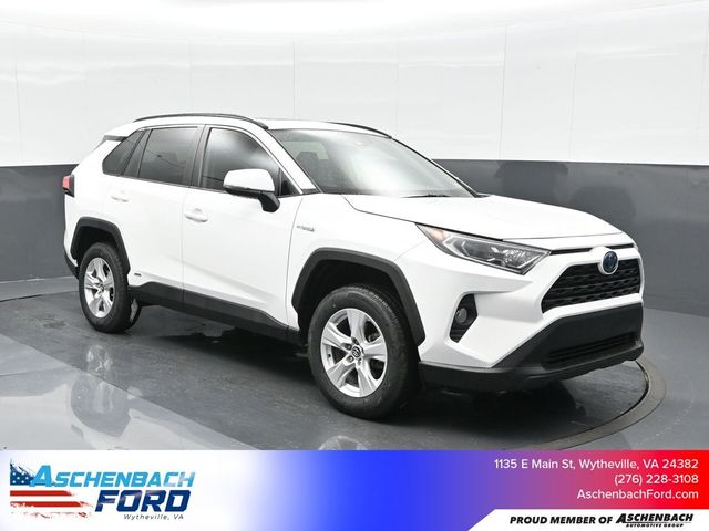 2020 Toyota RAV4 Hybrid XLE