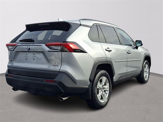 2020 Toyota RAV4 Hybrid XLE