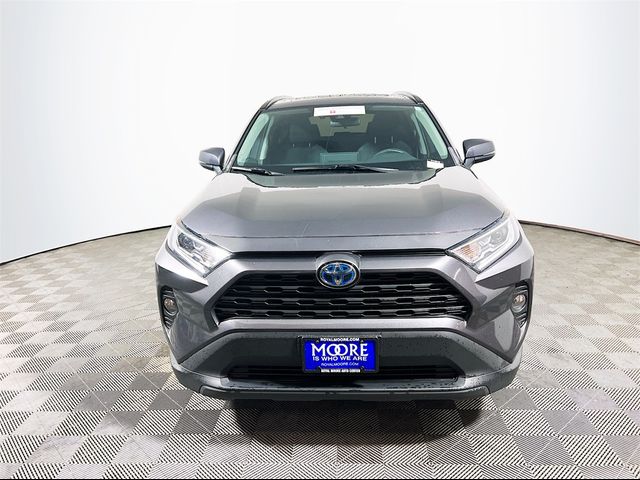 2020 Toyota RAV4 Hybrid XLE