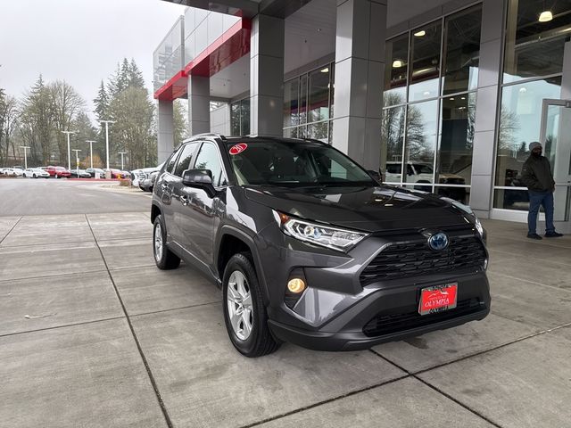 2020 Toyota RAV4 Hybrid XLE