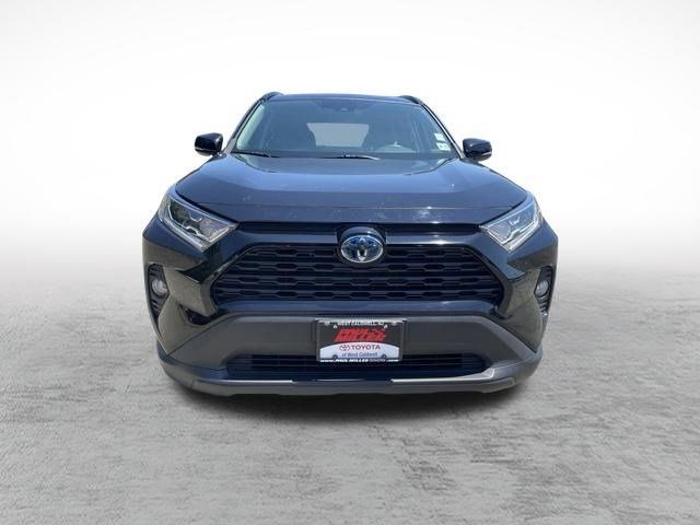 2020 Toyota RAV4 Hybrid XLE