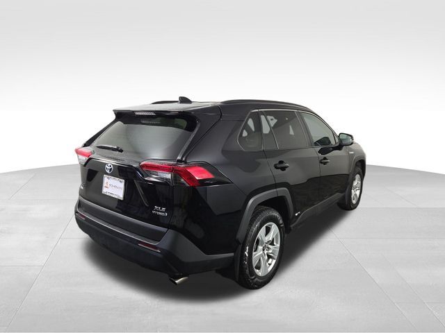 2020 Toyota RAV4 Hybrid XLE