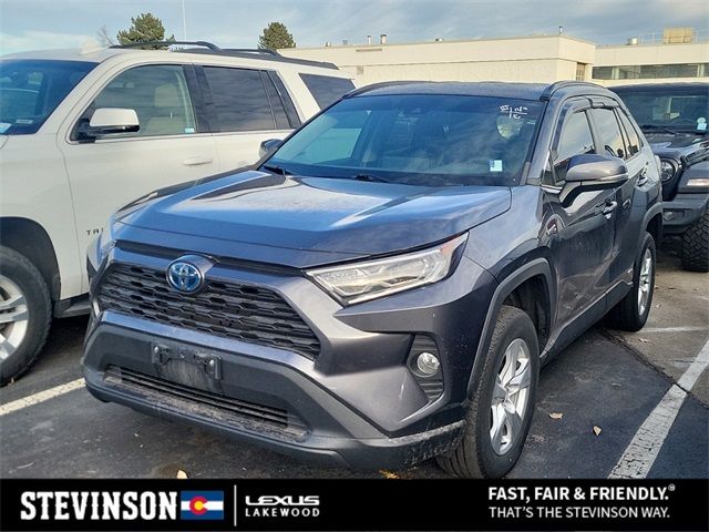 2020 Toyota RAV4 Hybrid XLE