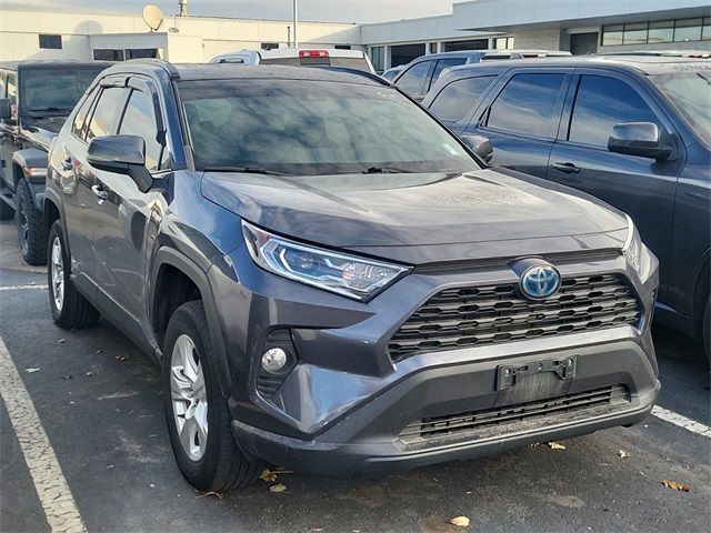 2020 Toyota RAV4 Hybrid XLE